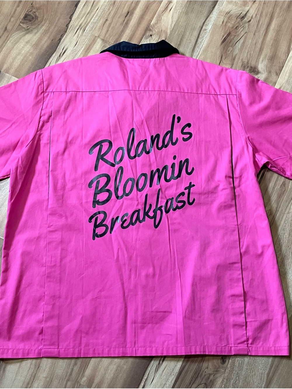 Hilton Retro GM Legend Bowling Shirt Pink Black Rolands Bloomin Breakfast Sz XL